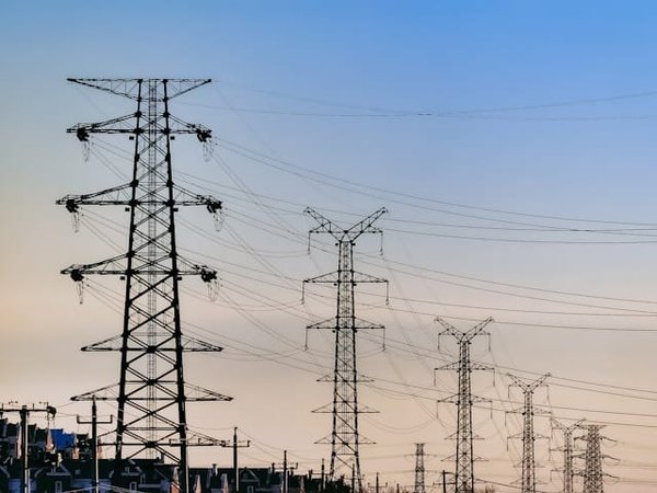 Quels critères pour choisir un système de gestion des appels d'urgence pour les services publics?