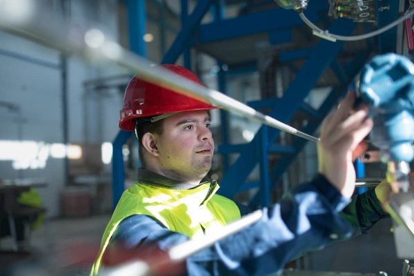 Quels sont les défis de l'intégration des véhicules autonomes dans la logistique des PME ?